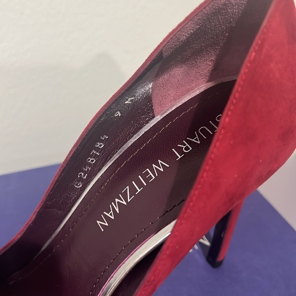 Stuart Weitzman Curvia Pointed-Toe Pumps - Picture 5 of 5